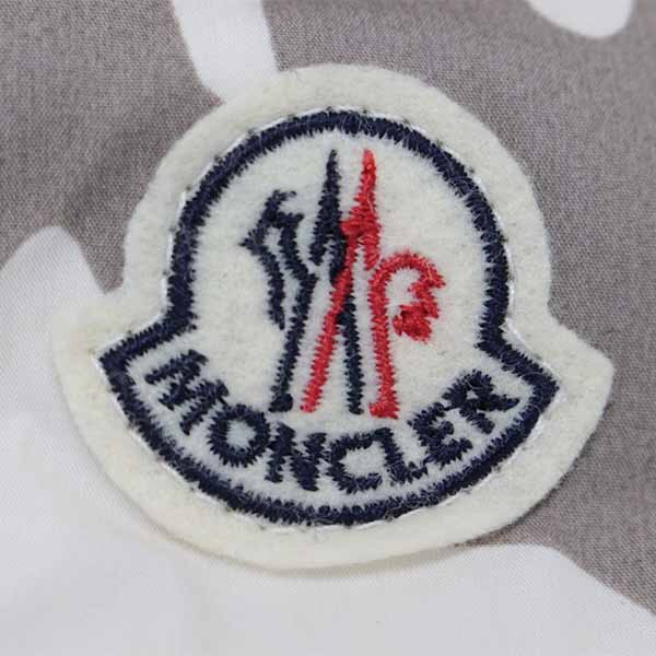 ダウンから外した MONCLER 本物 ワッペンのみ　①