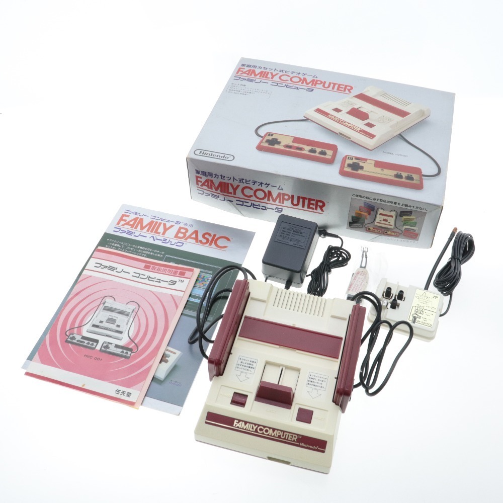 任天堂 FC ファミコン 本体 四角ボタン HVC-001 テレビゲーム ゲーム機本体 初代ファミコン 付属品付